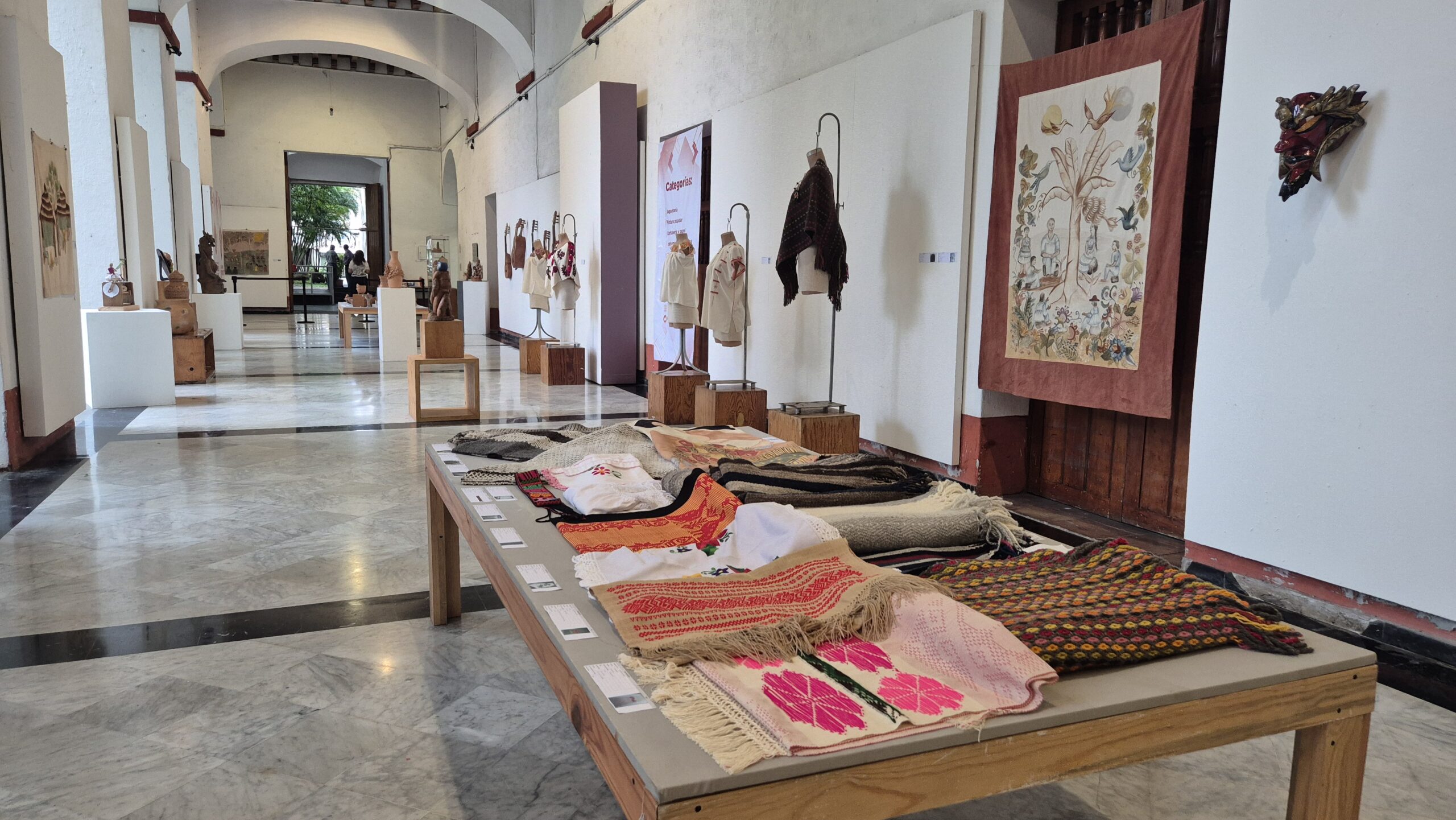 Exhiben más de 100 piezas del Premio Artesanal Veracruzano 2025