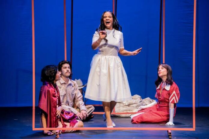 El ferrocarril de Pacona: la vida teatral de una escritora veracruzana